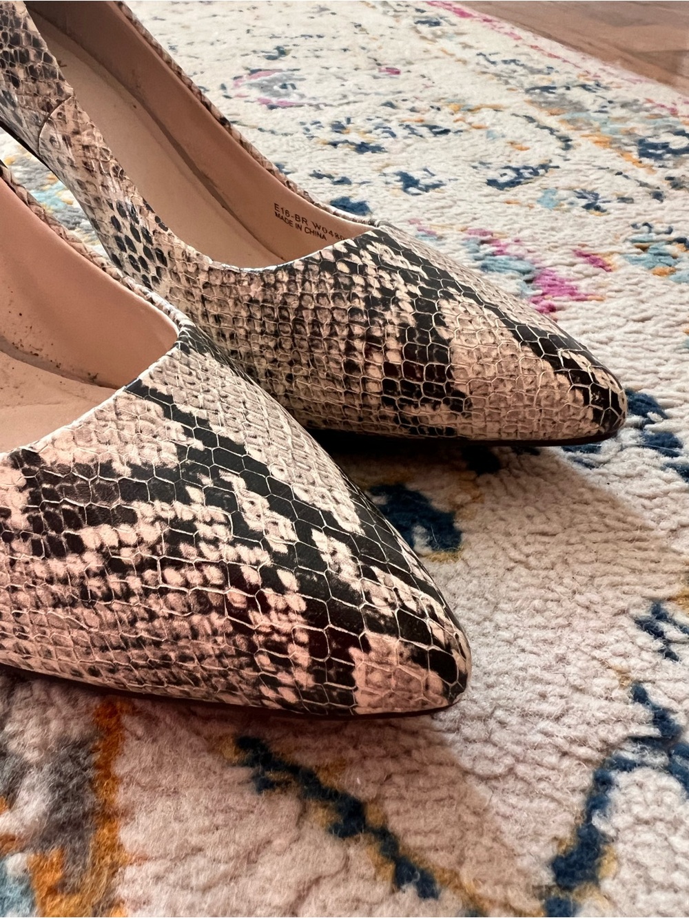 Pointed Toe Snake-Print Pumps - Black & Cream